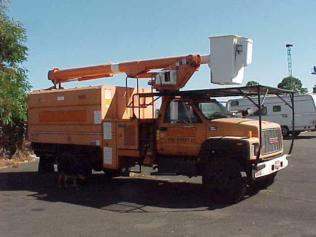 Gmc bucket trucks #3