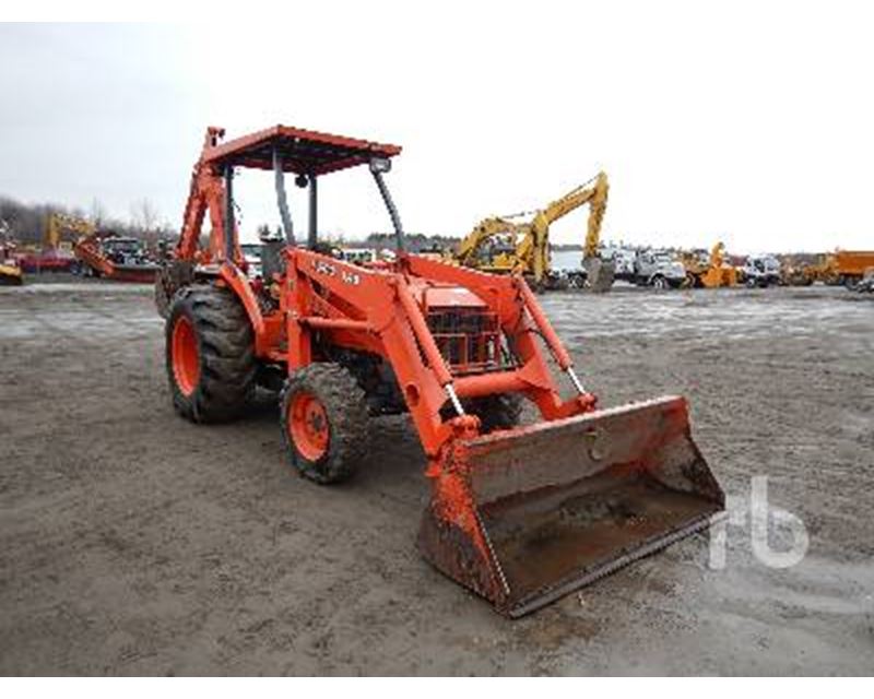 2002 Kubota L48 Backhoe For Sale - Mont Saint Hilaire, QC