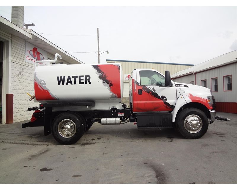 Watering tanks for ford trucks