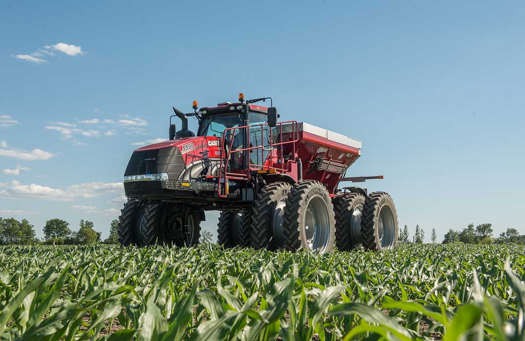 Case IH Trident 5550 Combination Applicator Dry View