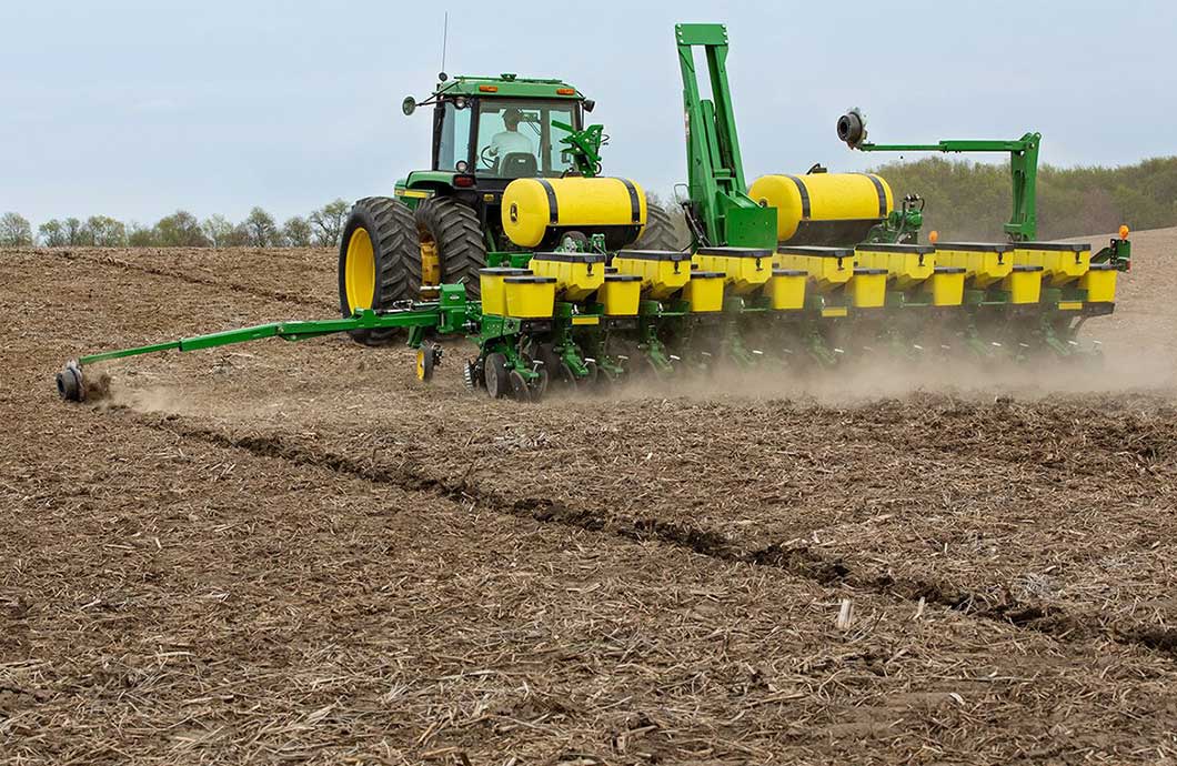 John Deere 1745 Planter