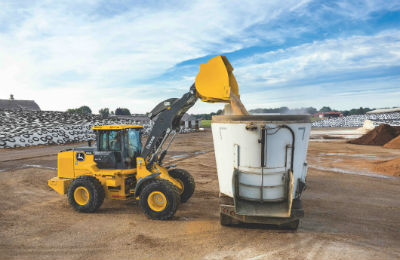 John Deere 624L wheel loader