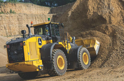 John Deere 824L Wheel Loader