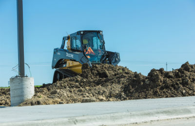 John Deere Adds On Board Grade Indication Option To G Series Compact Track Loaders And Skid Steers My Little Salesman