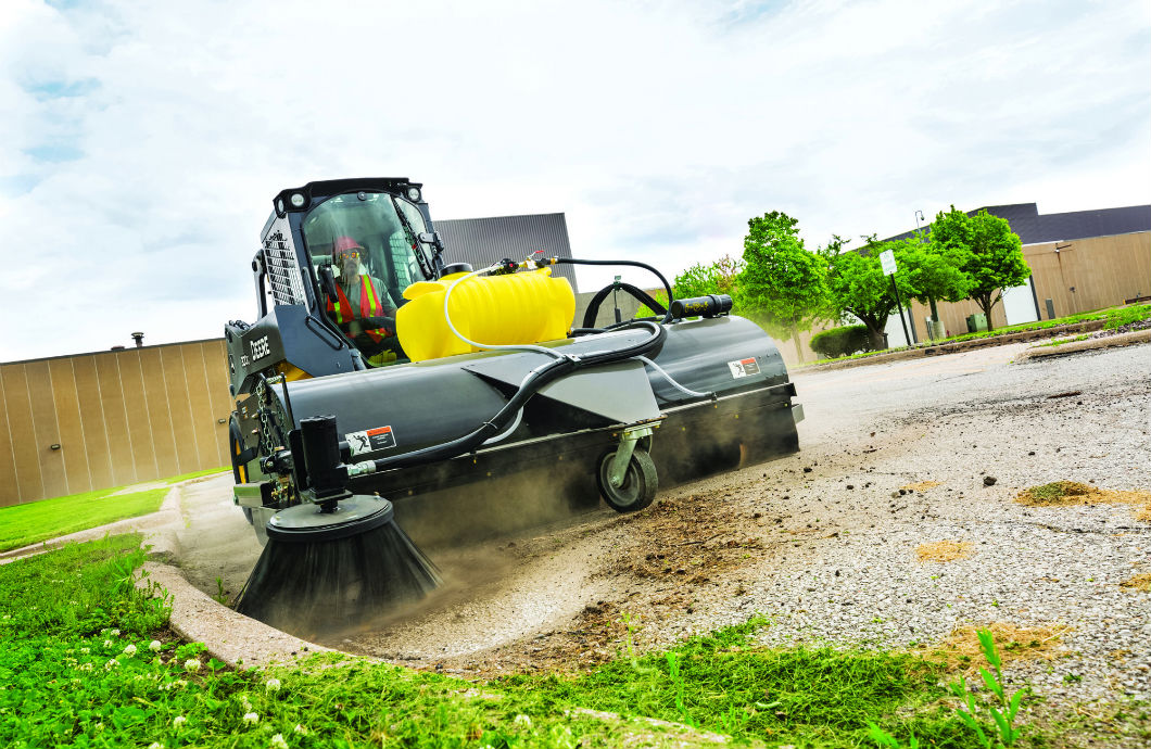 John Deere Pickup Broom