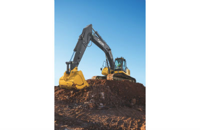 JD 300G LC Excavator