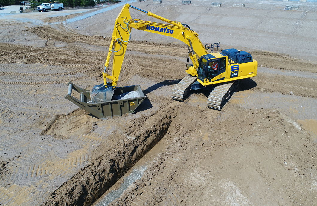 Komatsu PC390LCi-11 Hydraulic Excavator