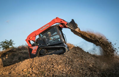 Kubota SVL65-2 in action