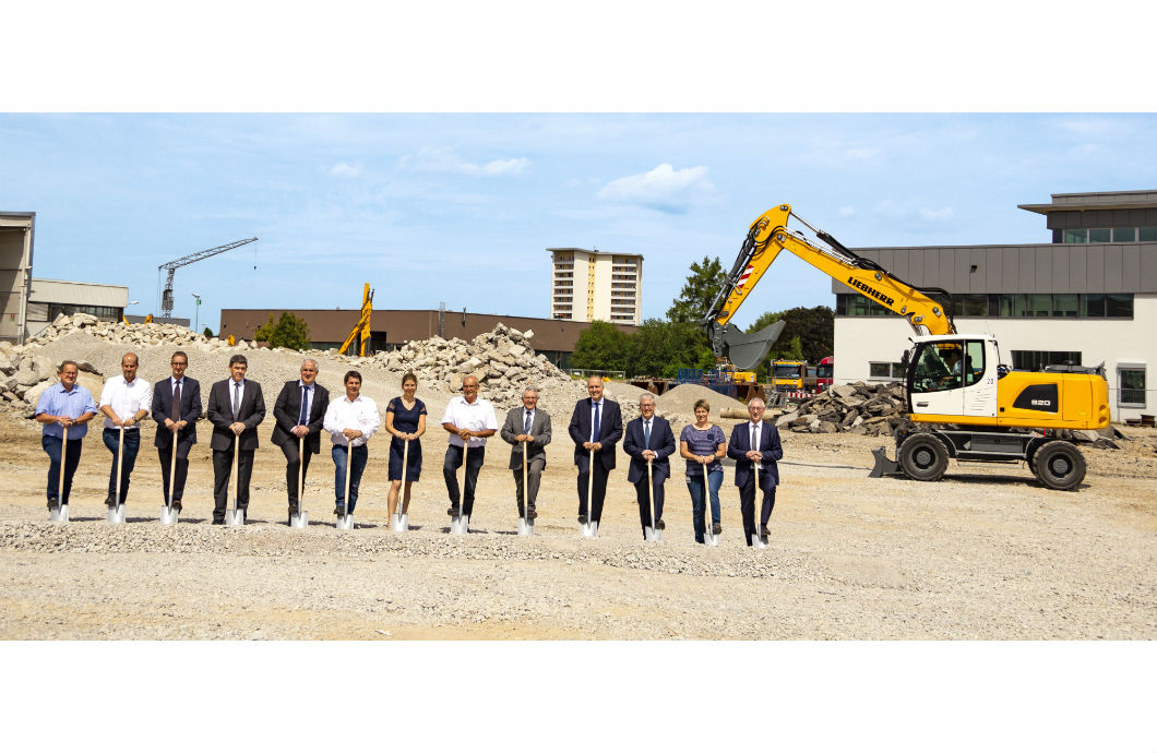 New Liebherr logistics center in Kirchdorf under construction