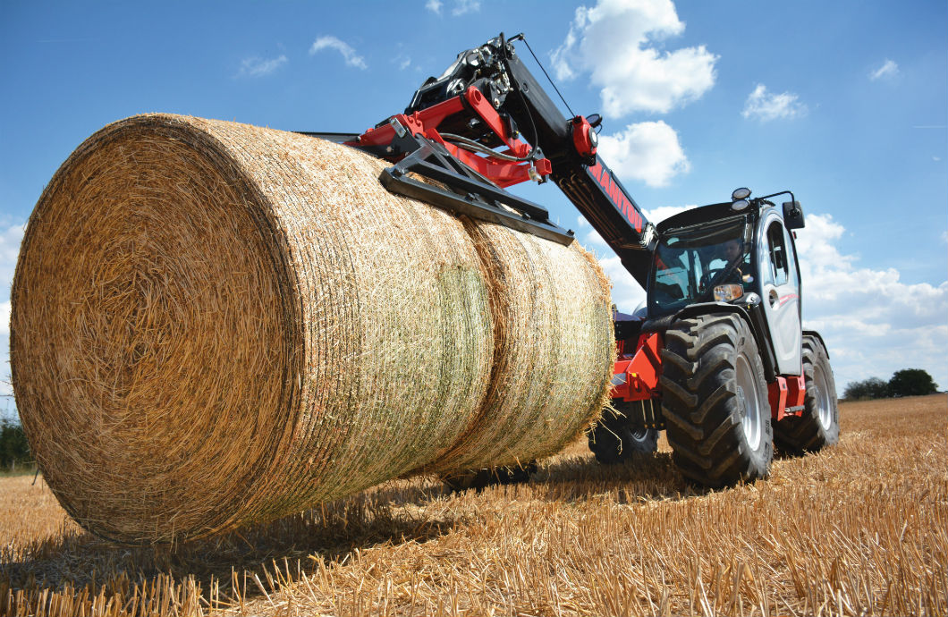 Manitou MLT Telescopic Loader with haybale